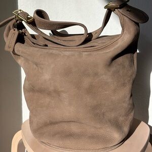 Vintage Coach Nubuc Duffle Sac in Sand (4950)